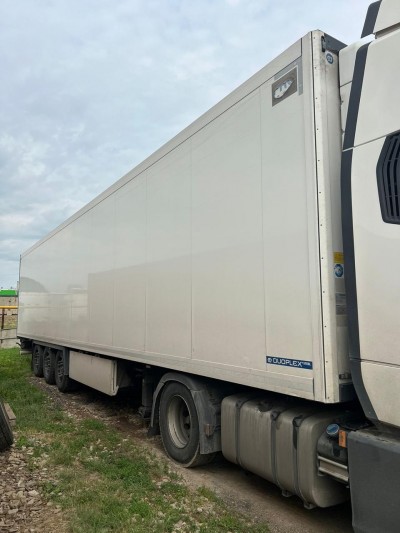 Полуприцеп рефрижератор Krone SD