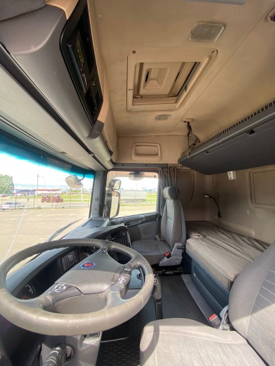 Scania R440