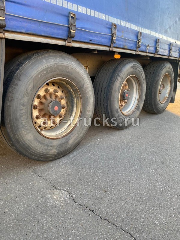 Полуприцеп шторный Schmitz Cargobull 9084
