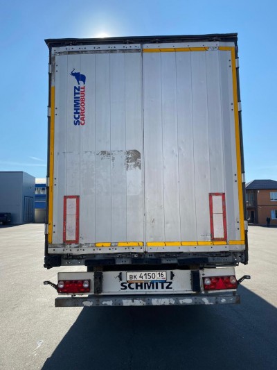 Полуприцеп шторный Schmitz Cargobull 9084