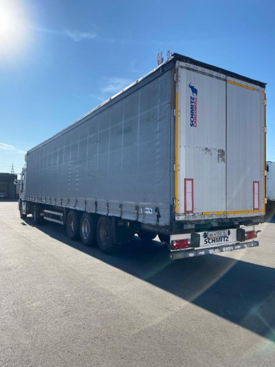 Полуприцеп шторный Schmitz Cargobull 9084