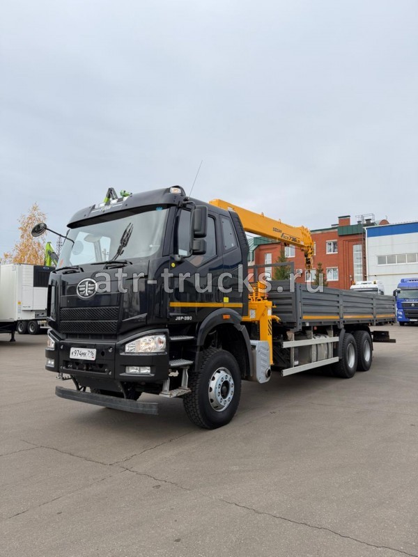 Бортовой грузовик FAW J6P с КМУ Soosan